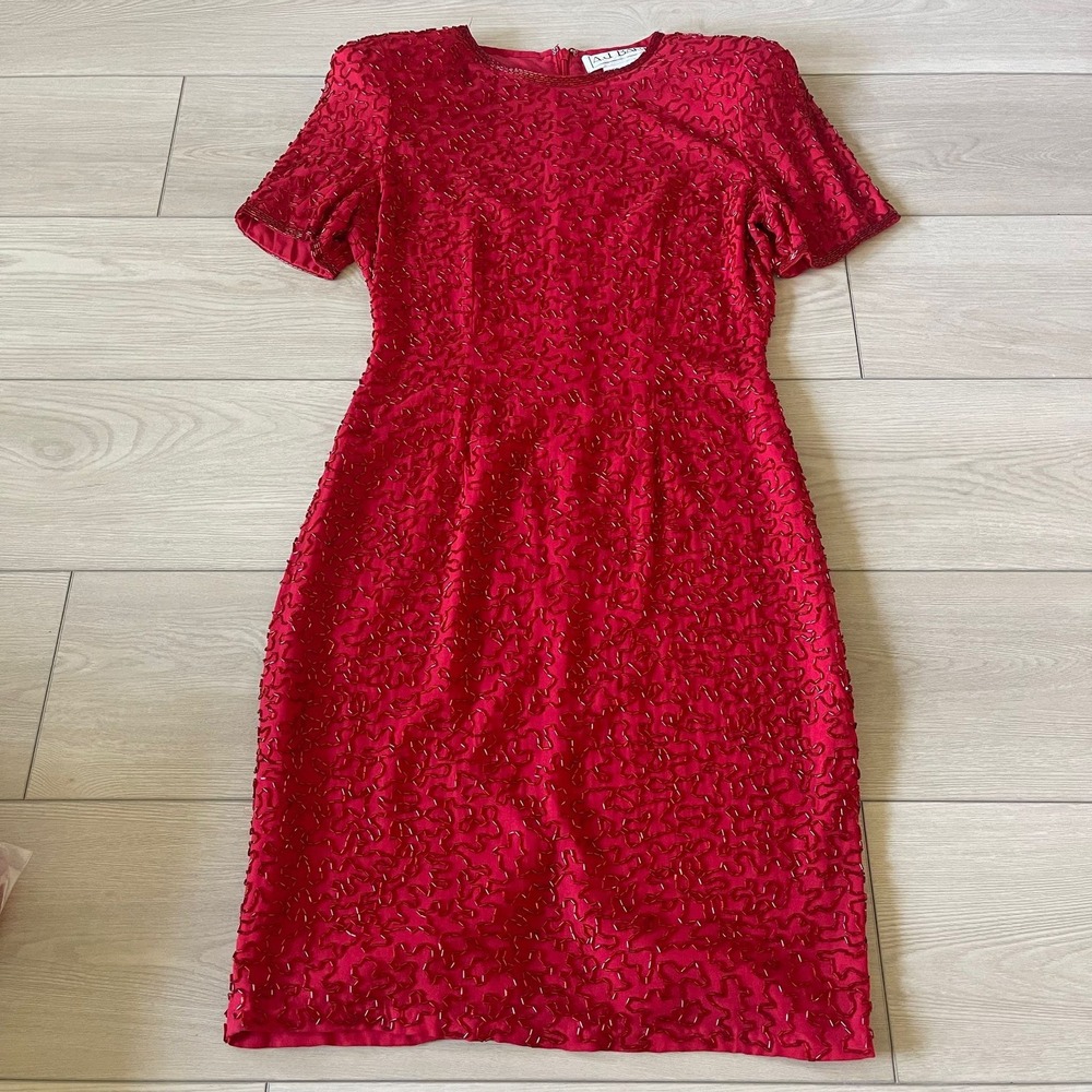A.J. Bari Red Silk Beaded Short Sleeve Party Cocktail Dress Size 4‎